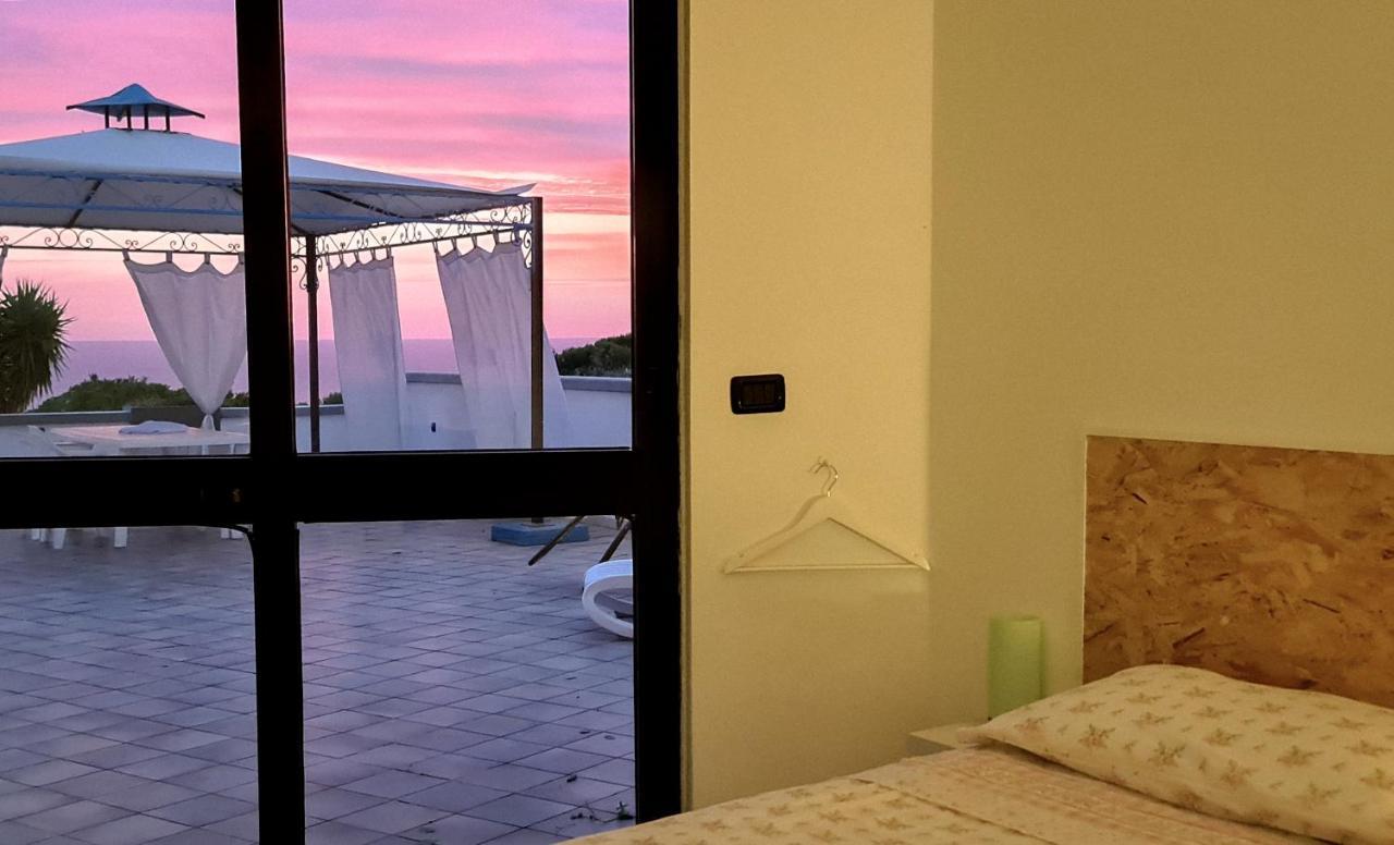 Villa Panoramica Sunset House Торре-Вадо Экстерьер фото