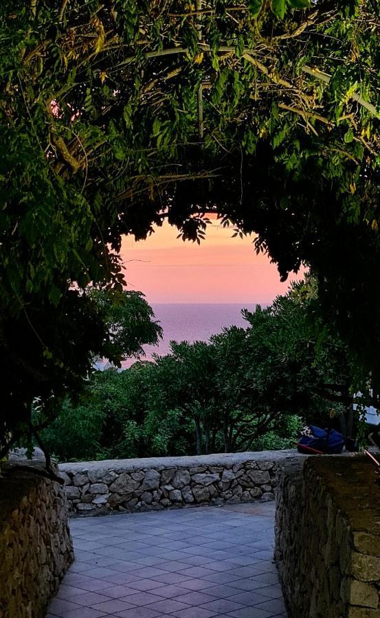 Villa Panoramica Sunset House Торре-Вадо Экстерьер фото